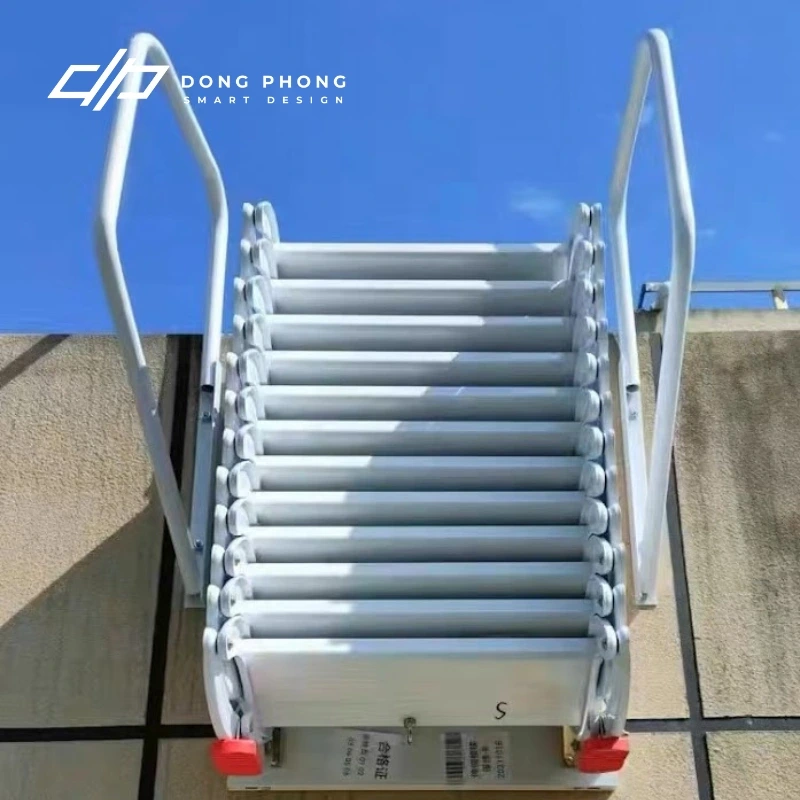 thang xếp gắn tường