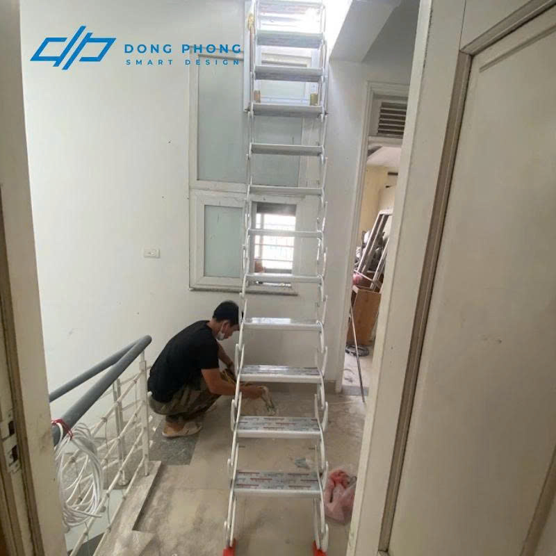 Thi công cầu thang xếp gọn