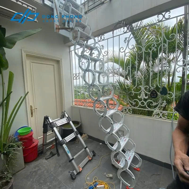 Chiều rộng tối thiểu của bậc thang là bao nhiêu?